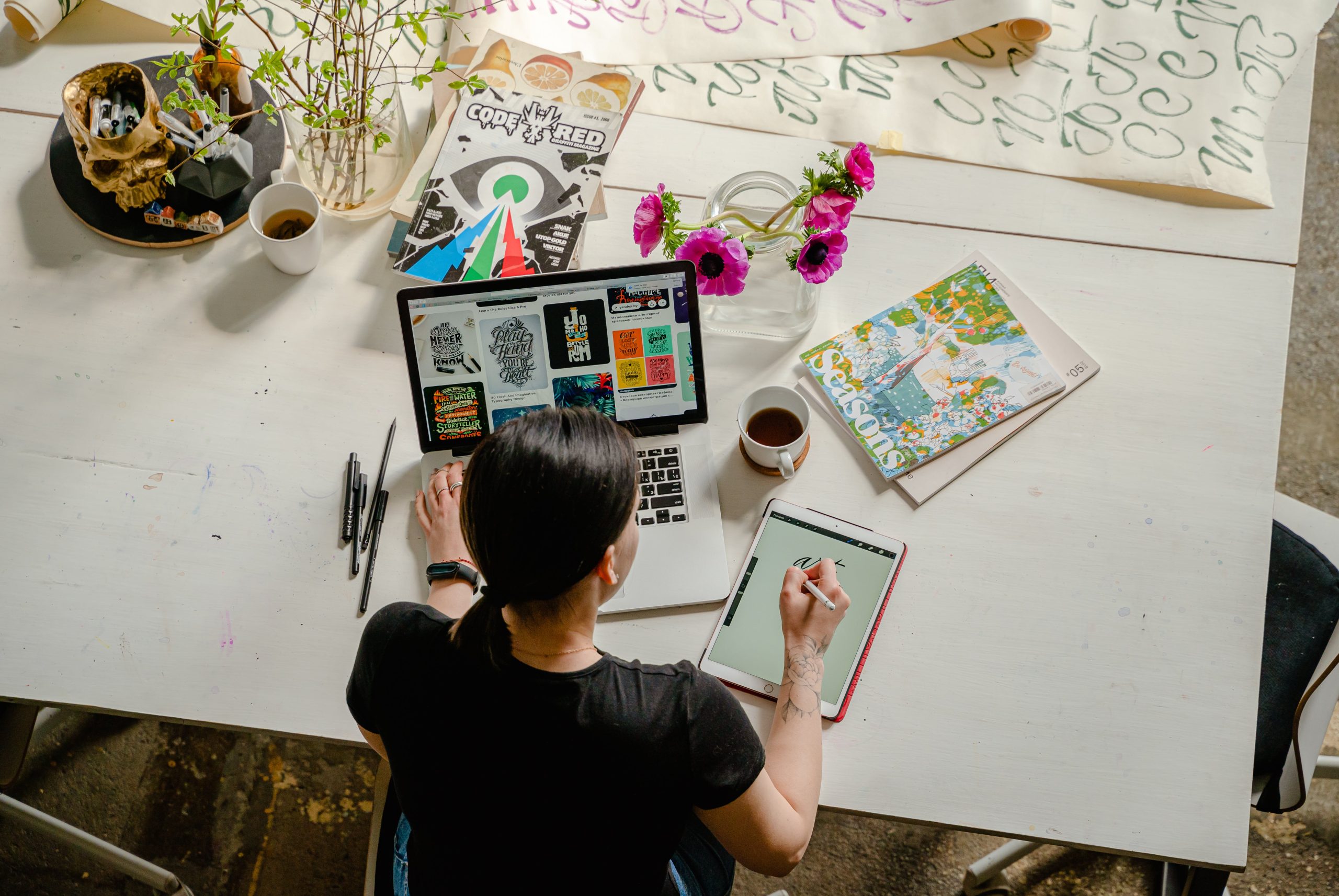 How to Build Your Brand on Social Media (Beginner’s Guide)